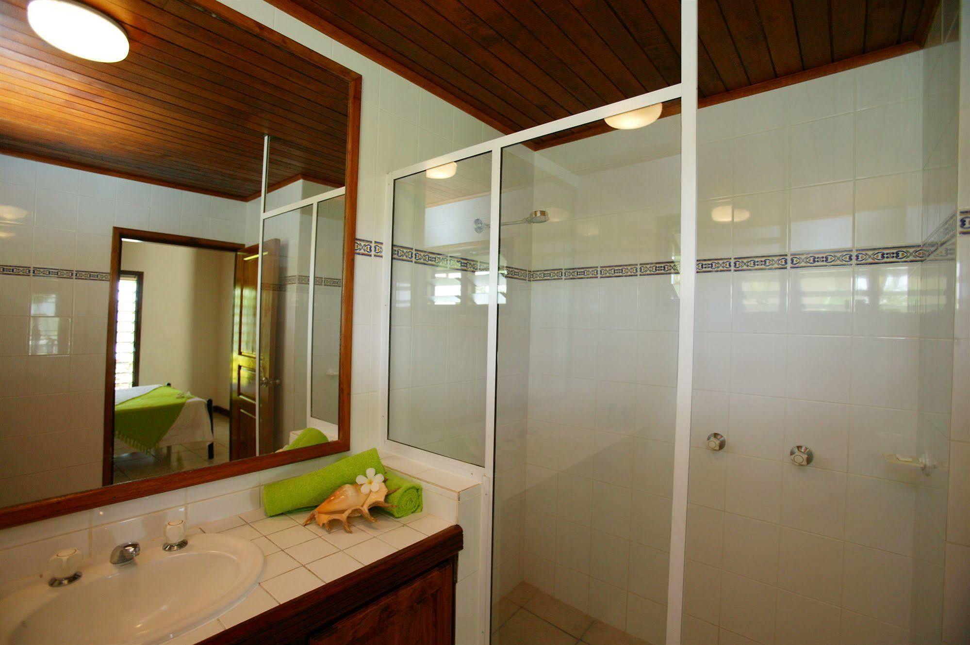 Mangoes Resort (Adults Only) Порт Вила Екстериор снимка